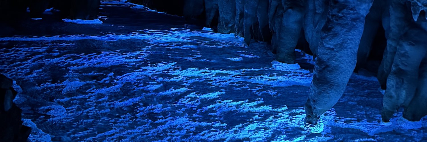 w100000w's profile banner image