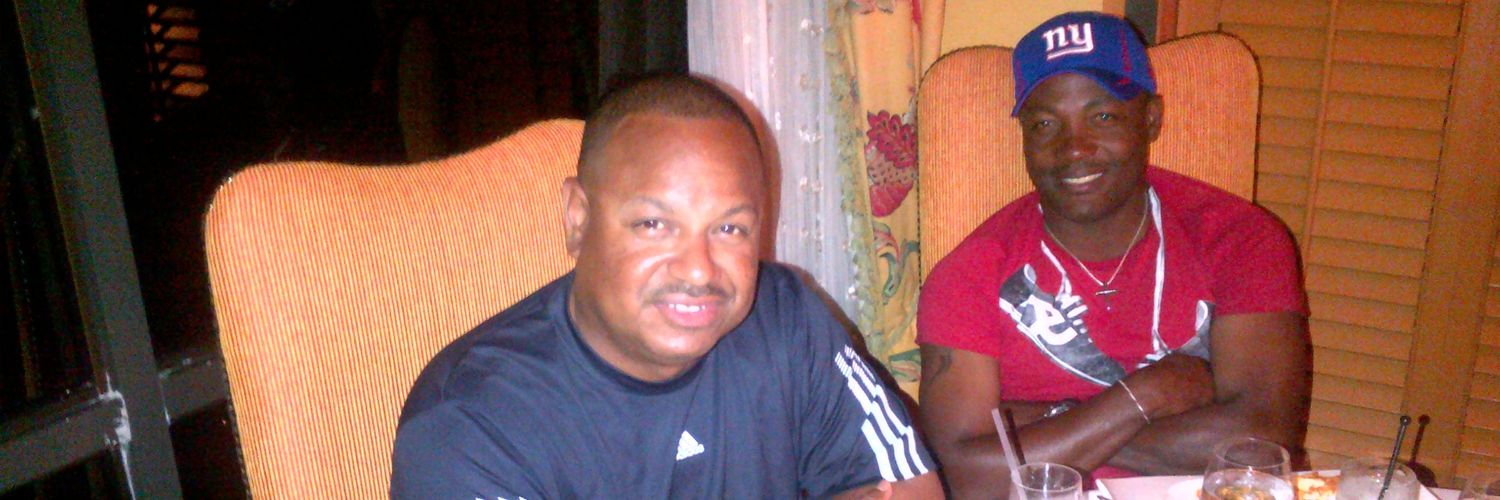 Colin Thompson🇧🇲 banner