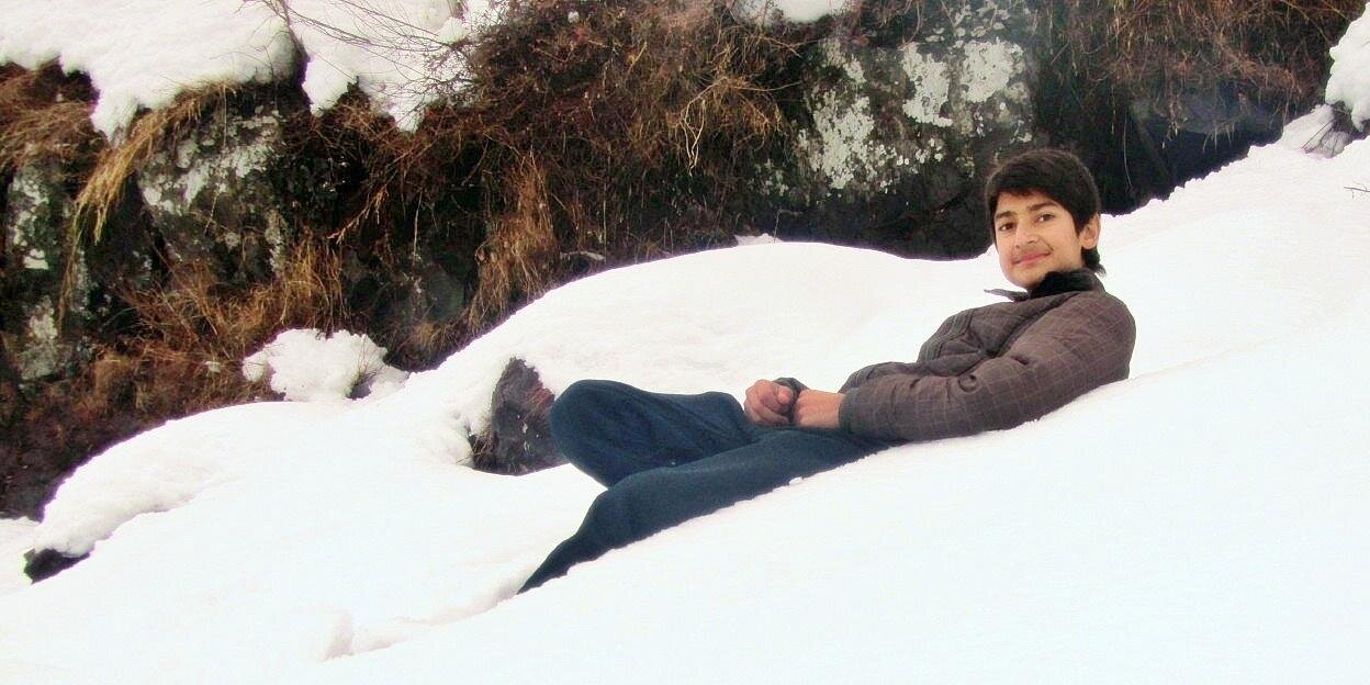 MirZeerik's profile banner image