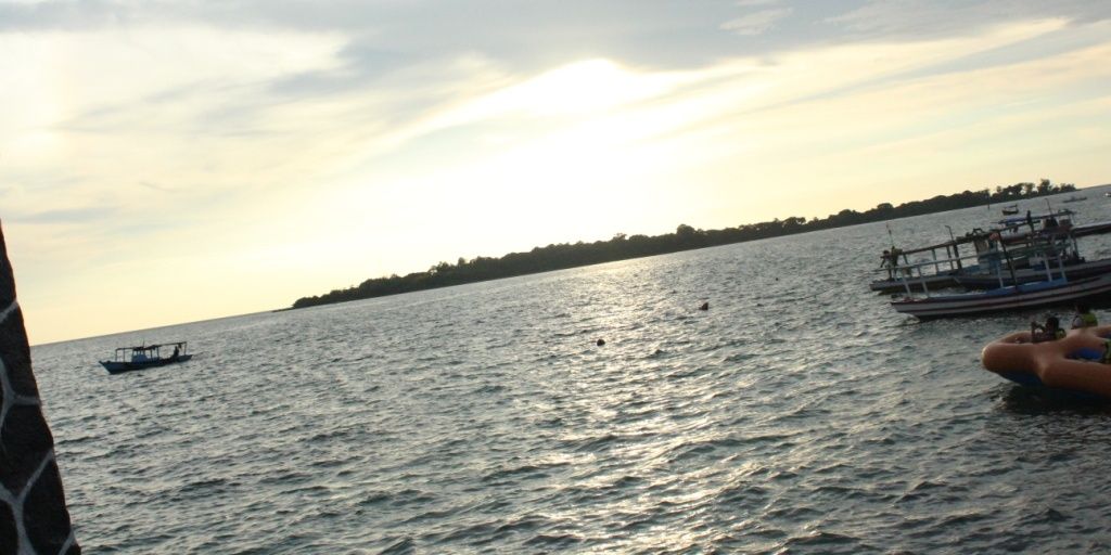 indahprht's profile banner image