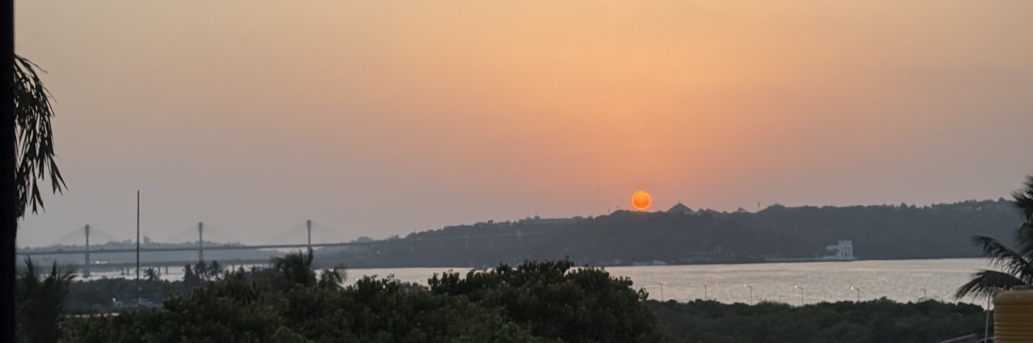 finpressos's profile banner image