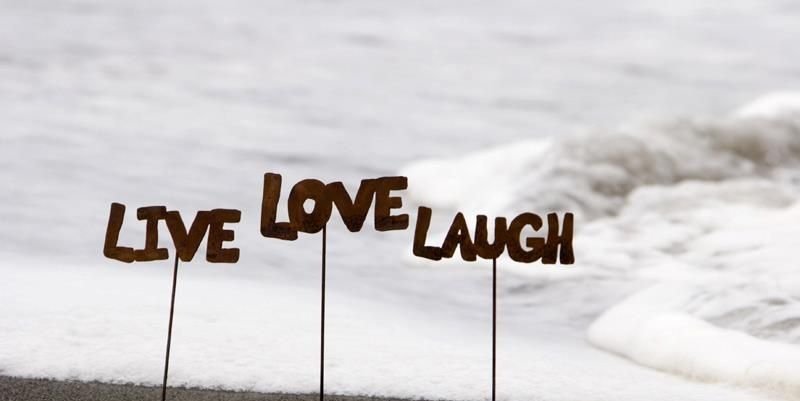 LizzManuelM's profile banner image