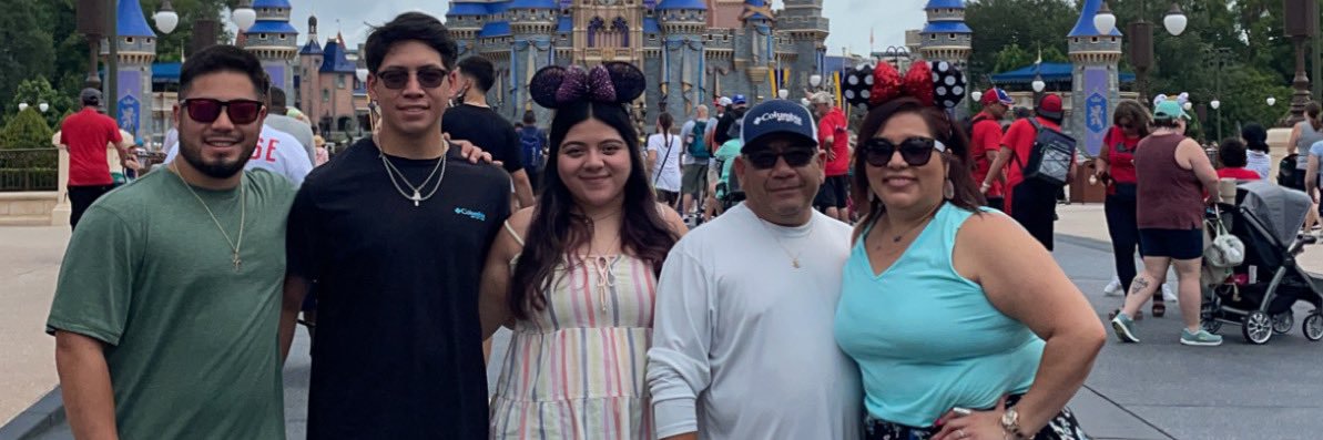 vasquez2114's profile banner image