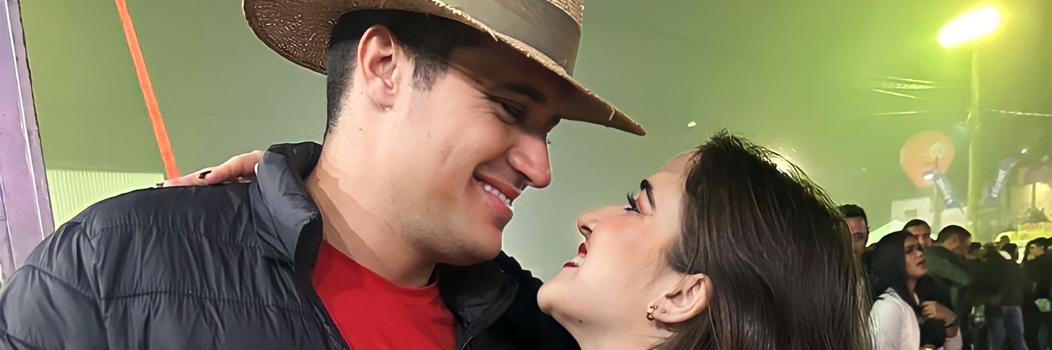 lauragferr's profile banner image