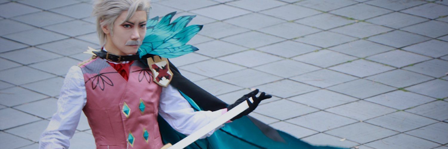 vampire_red's profile banner image