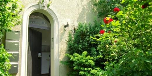 Nancy Hölterhof banner