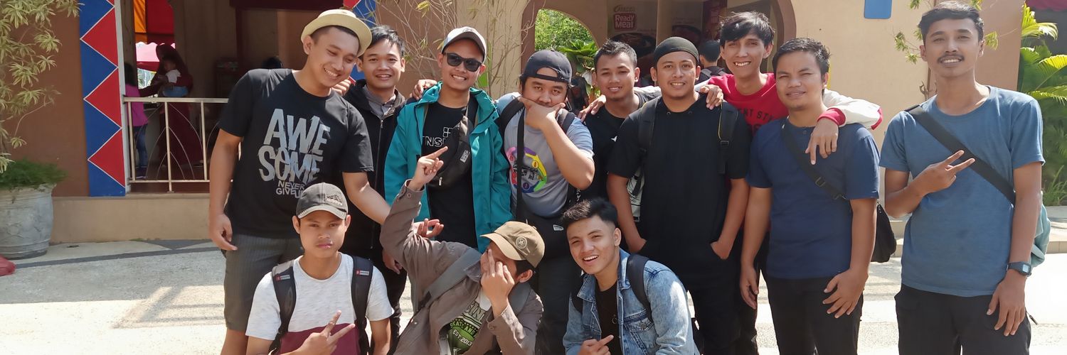 dwichriz49's profile banner image