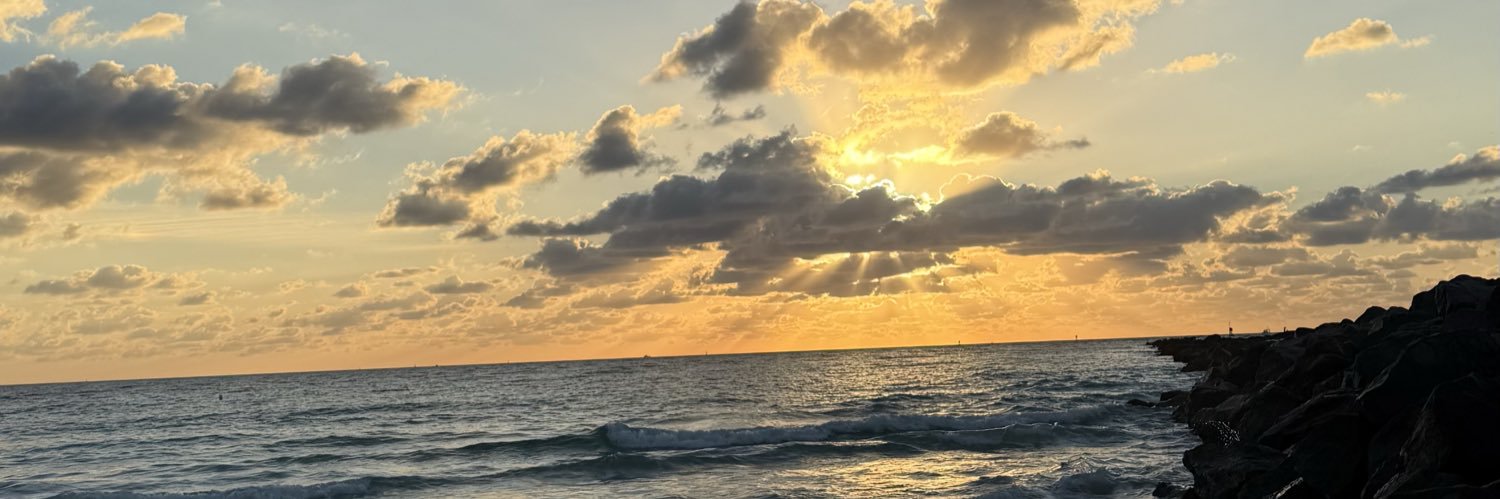 ashlynsharp28's profile banner image