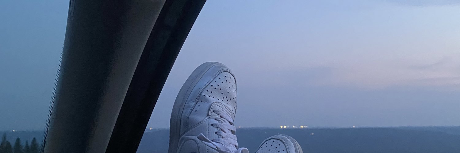 ariannexmc's profile banner image