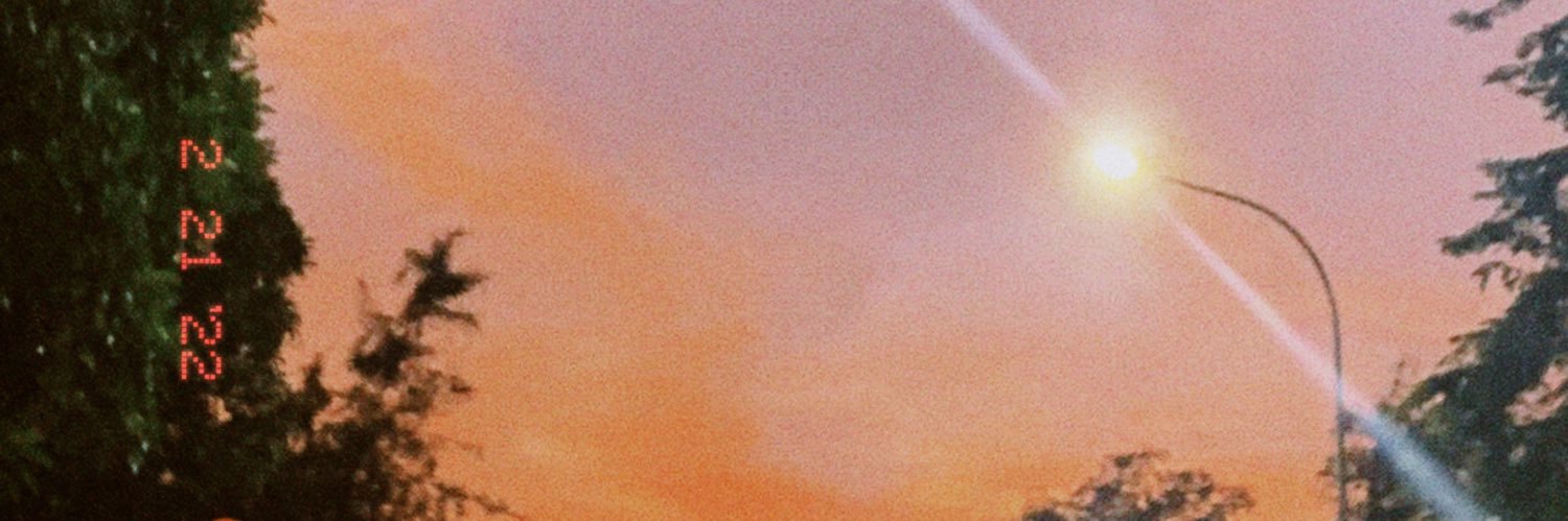 helloghyn's profile banner image
