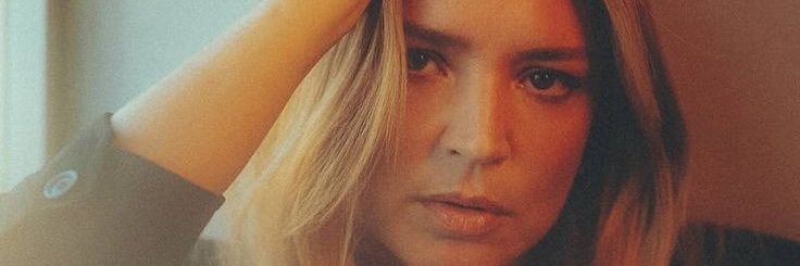 efiramore's profile banner image