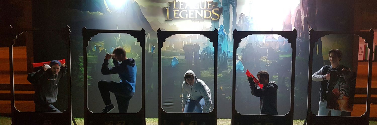 PUNF13's profile banner image
