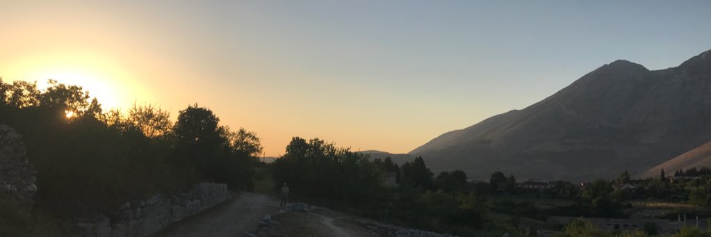 sara_pals's profile banner image