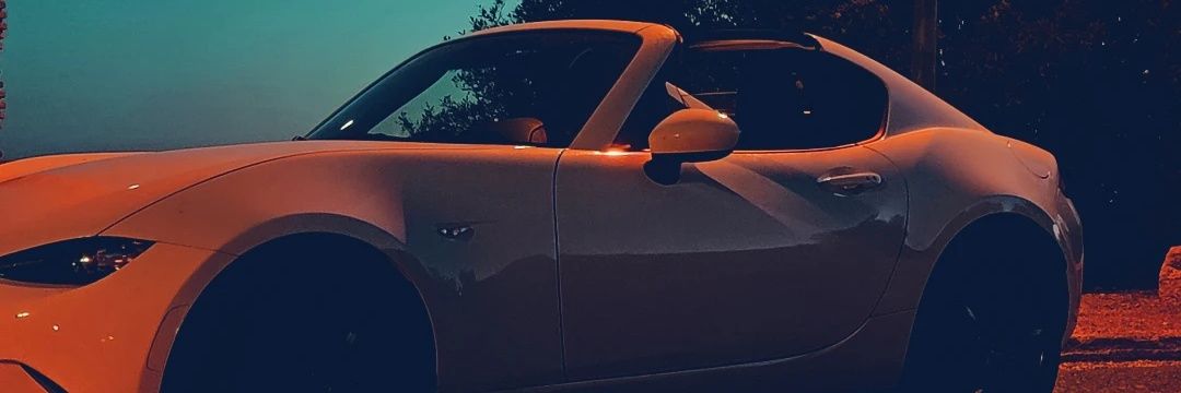 riloag's profile banner image