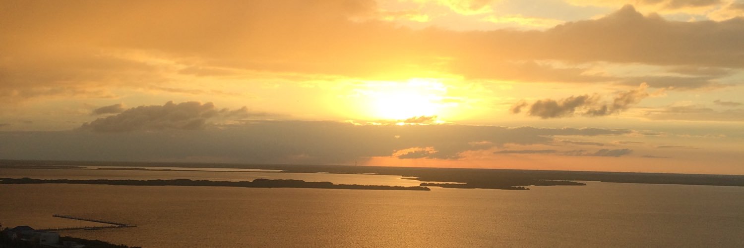 Loochi_J's profile banner image