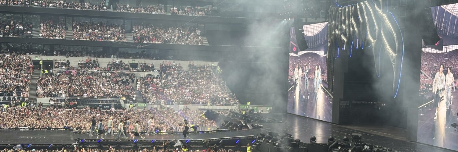 LauraHayes_'s profile banner image