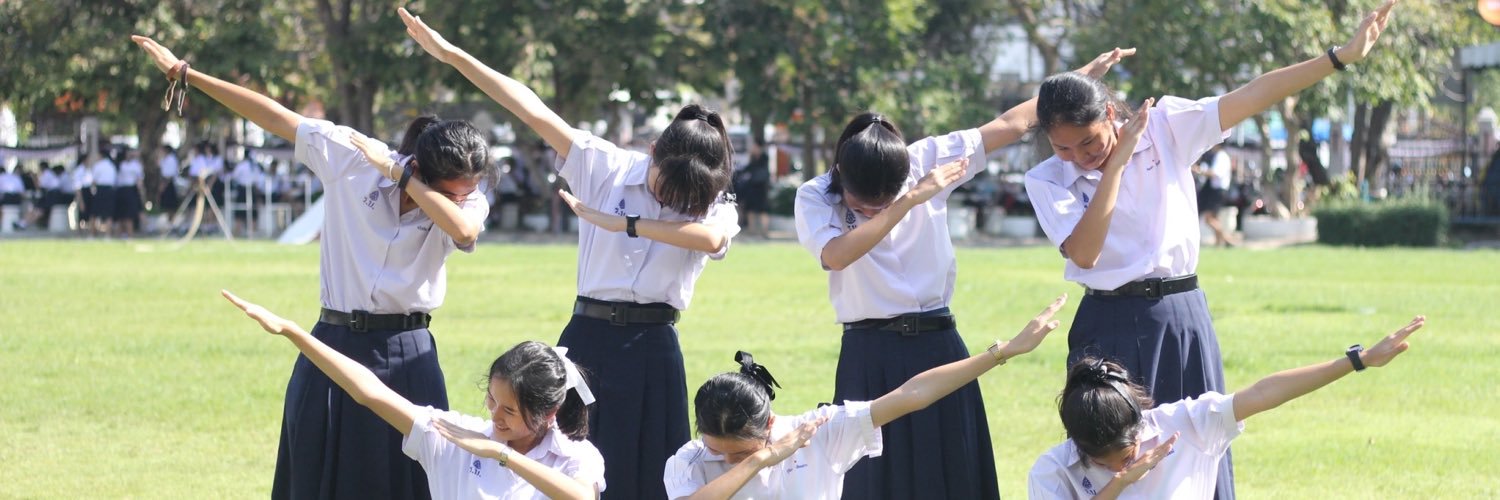 Praewphp's profile banner image