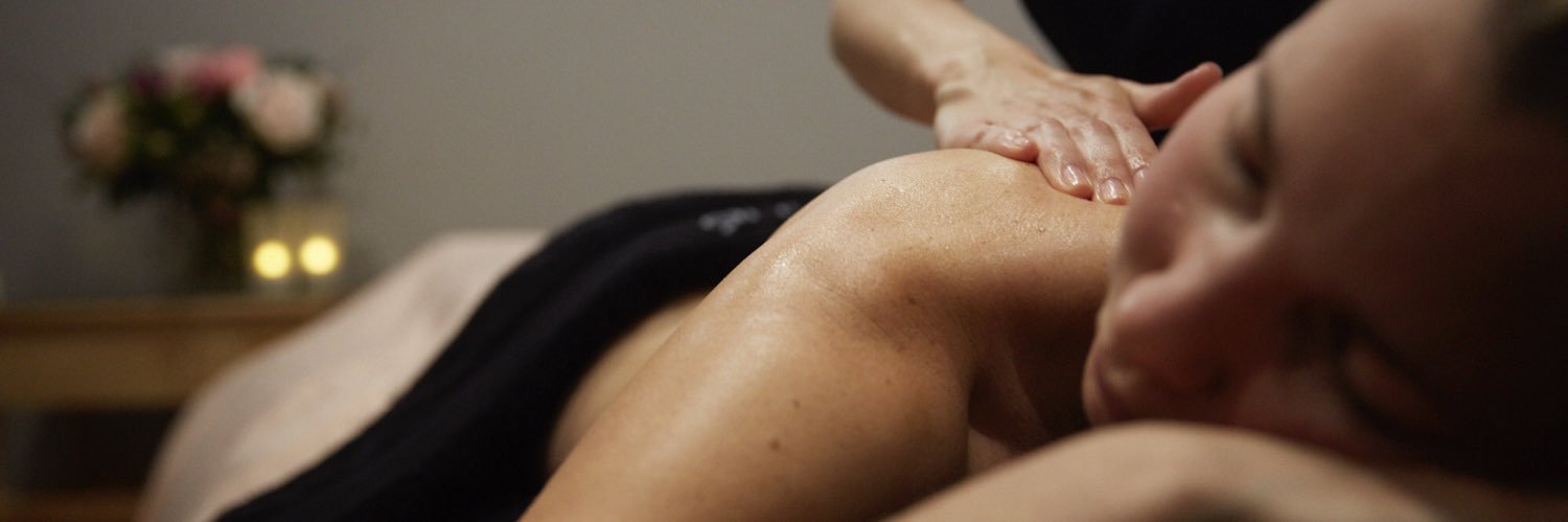 esquebeauty's profile banner image