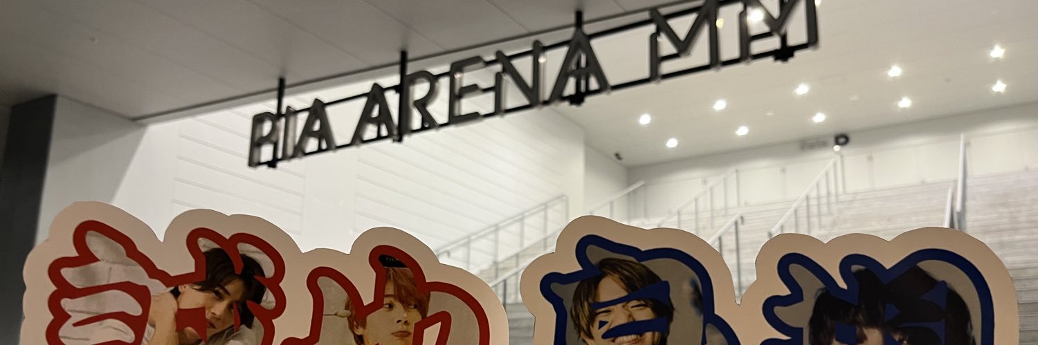 axaxmys's profile banner image