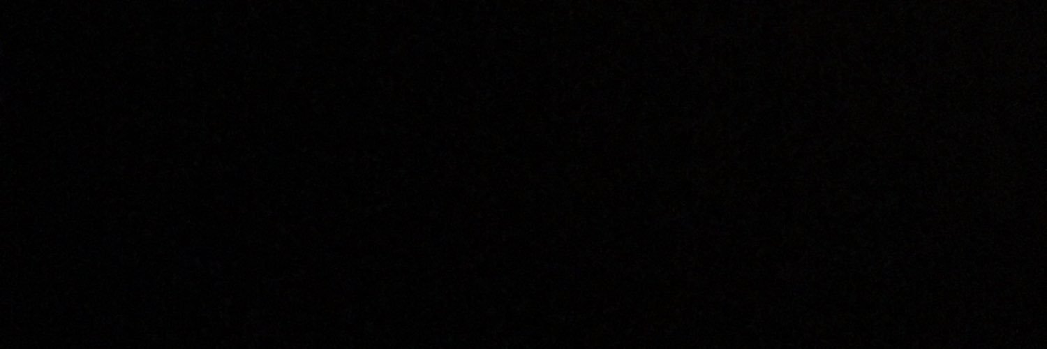 bFloraaa's profile banner image