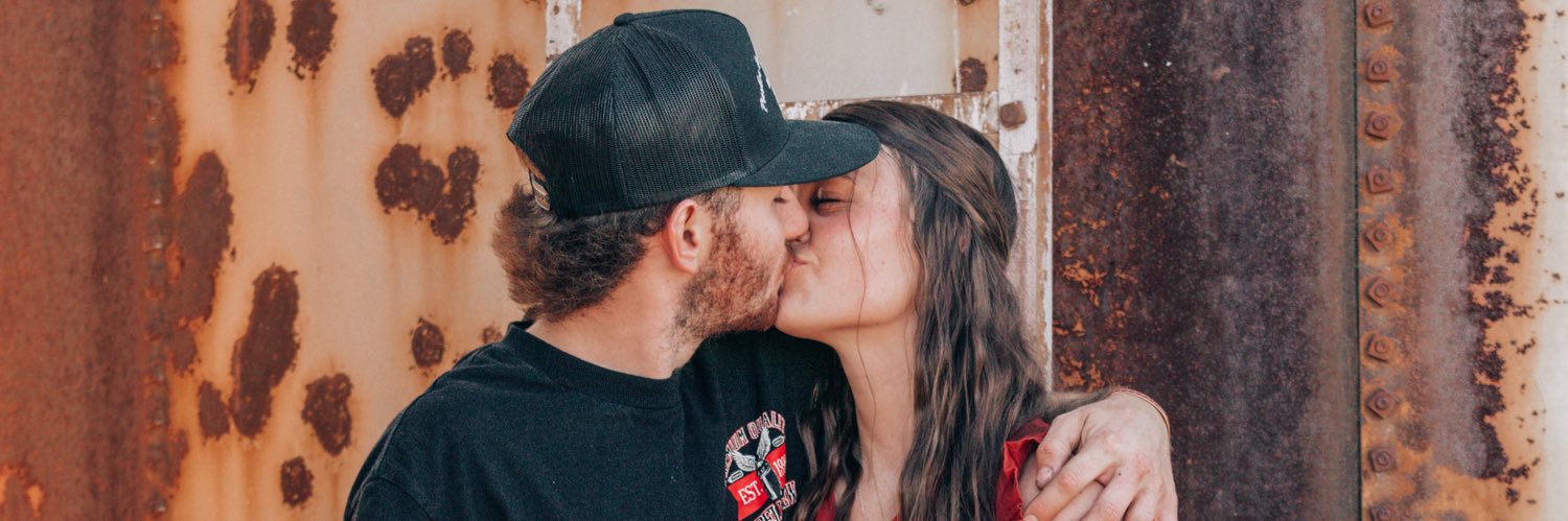 EnsleyKhylee's profile banner image