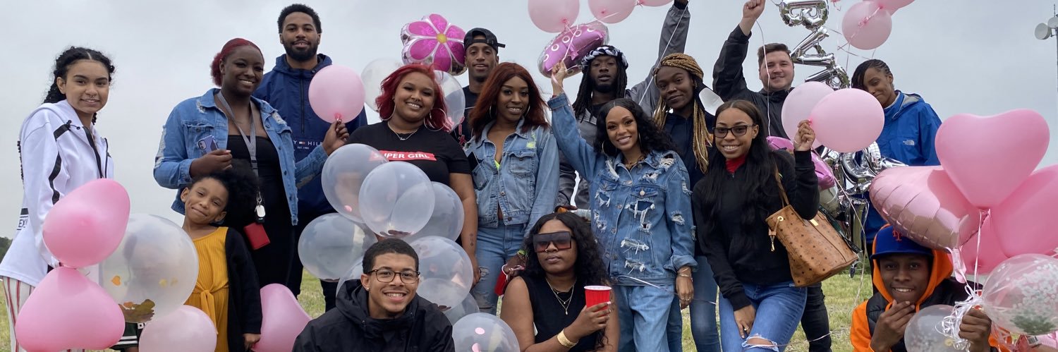 _Queeeniee_'s profile banner image
