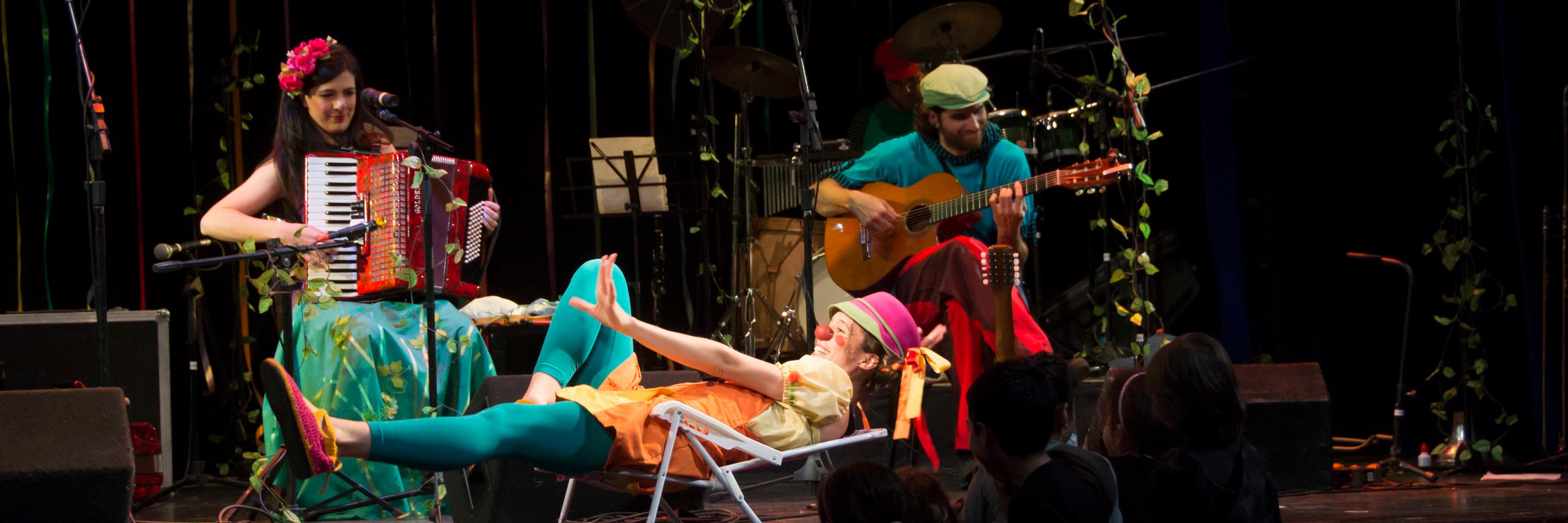 VUELTA CANELA banner