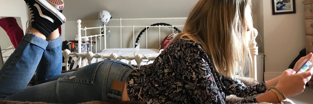 lucyellacru's profile banner image