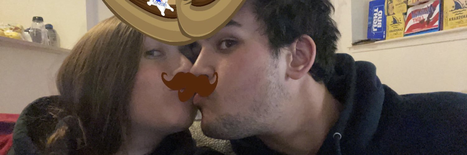 nikkireno23's profile banner image