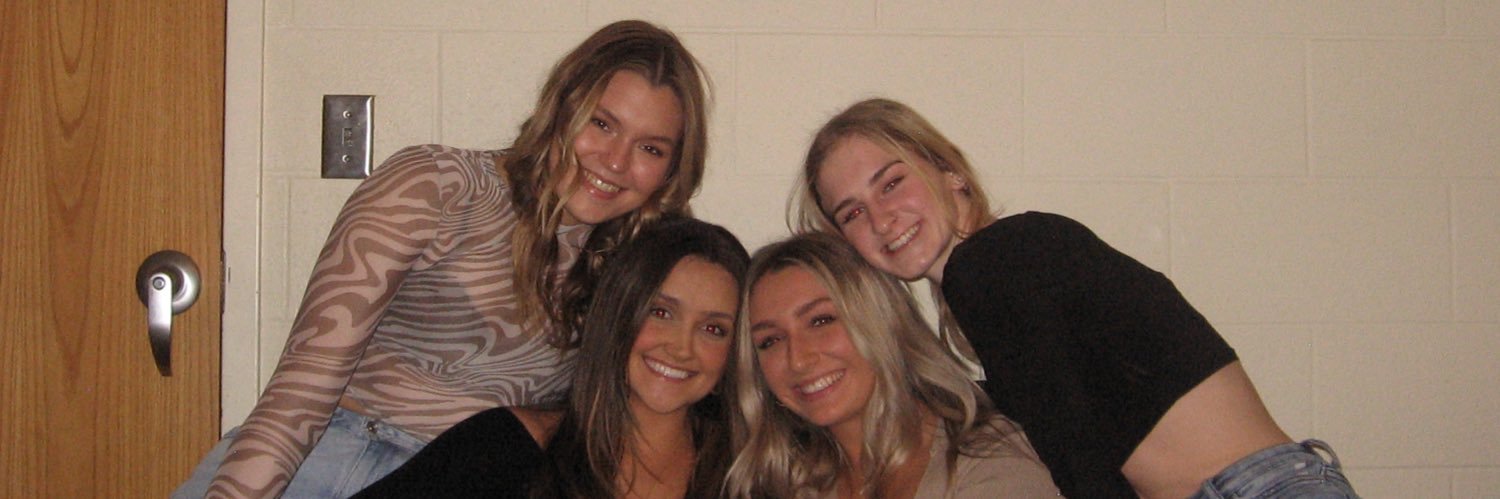 ellisonroark's profile banner image