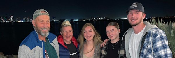 AshleyScoggin Profile Banner