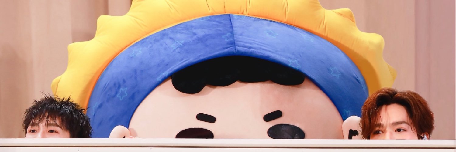 baek_lolay's profile banner image