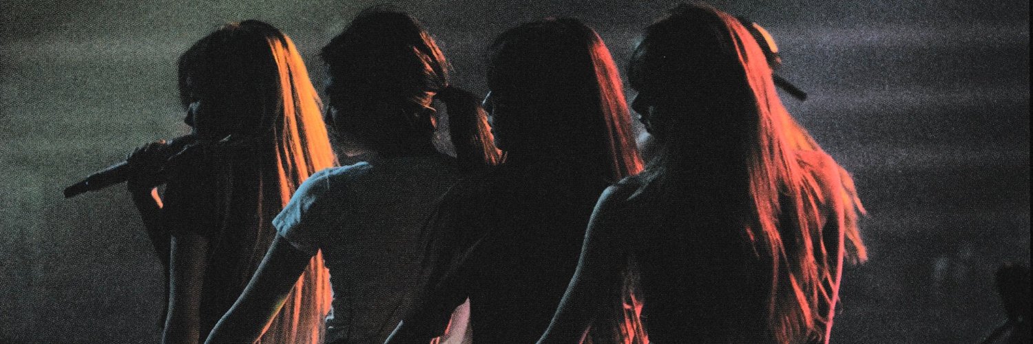 dc0998_'s profile banner image