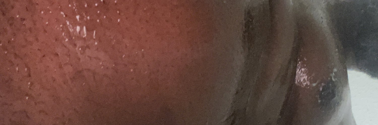 Dee banner
