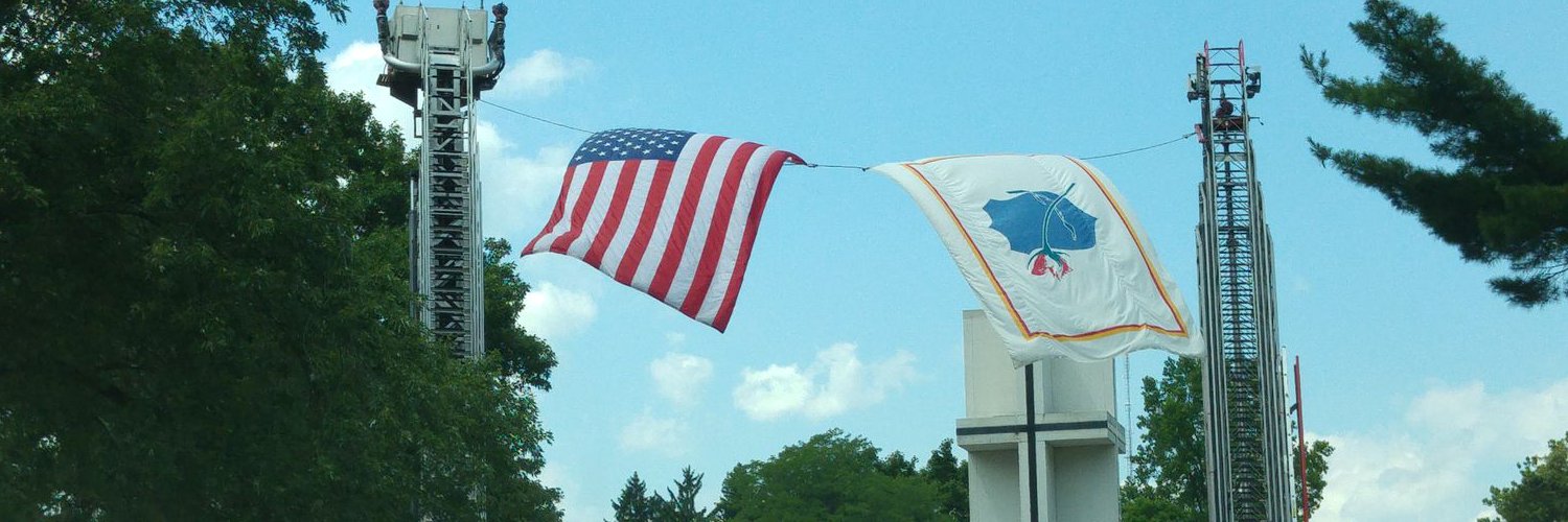 StungByYoung's profile banner image