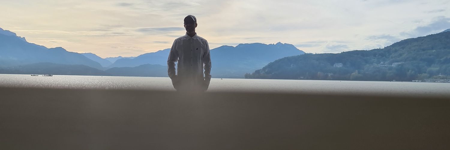 عبدالله العريمي banner