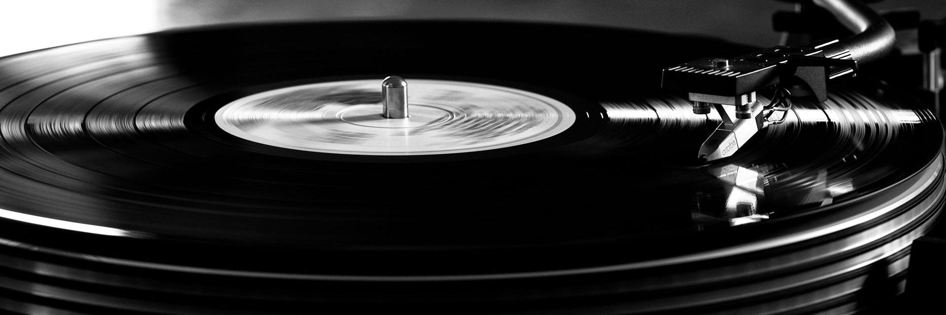 records_vinyl's profile banner image