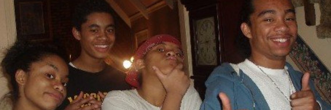 isis_teaaaa's profile banner image