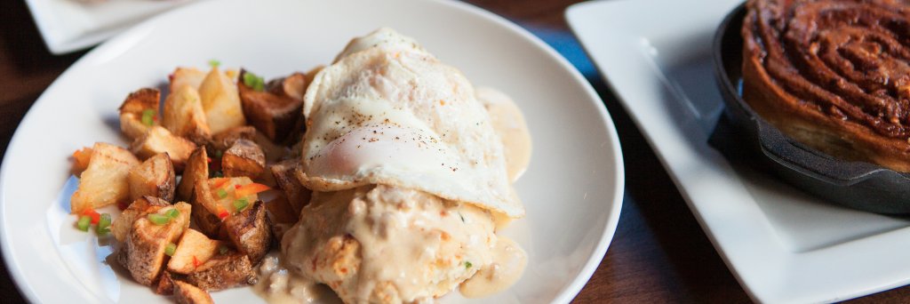 PUBLIC kitchen + bar banner