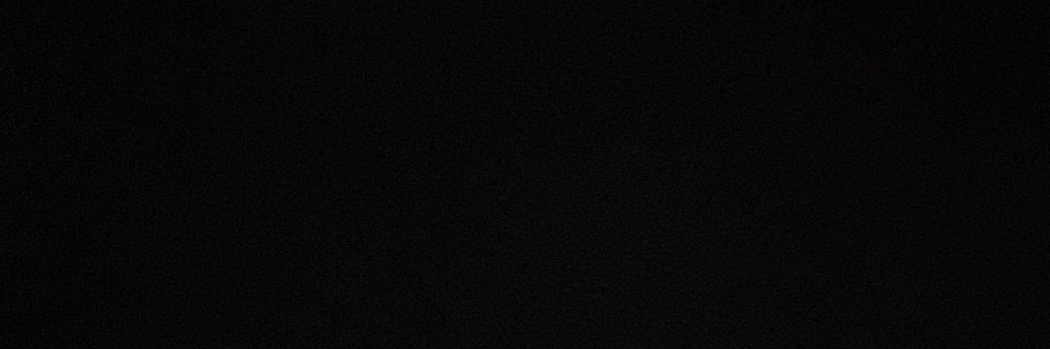 queenki's profile banner image