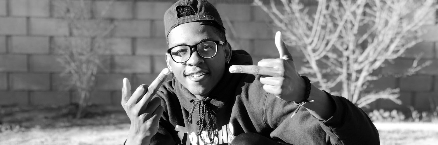 __xomel's profile banner image