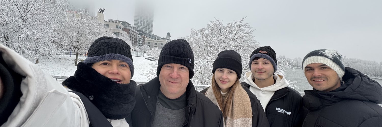 LUZATV's profile banner image
