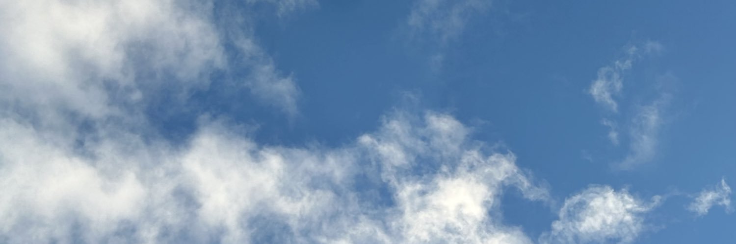 _esmeees's profile banner image