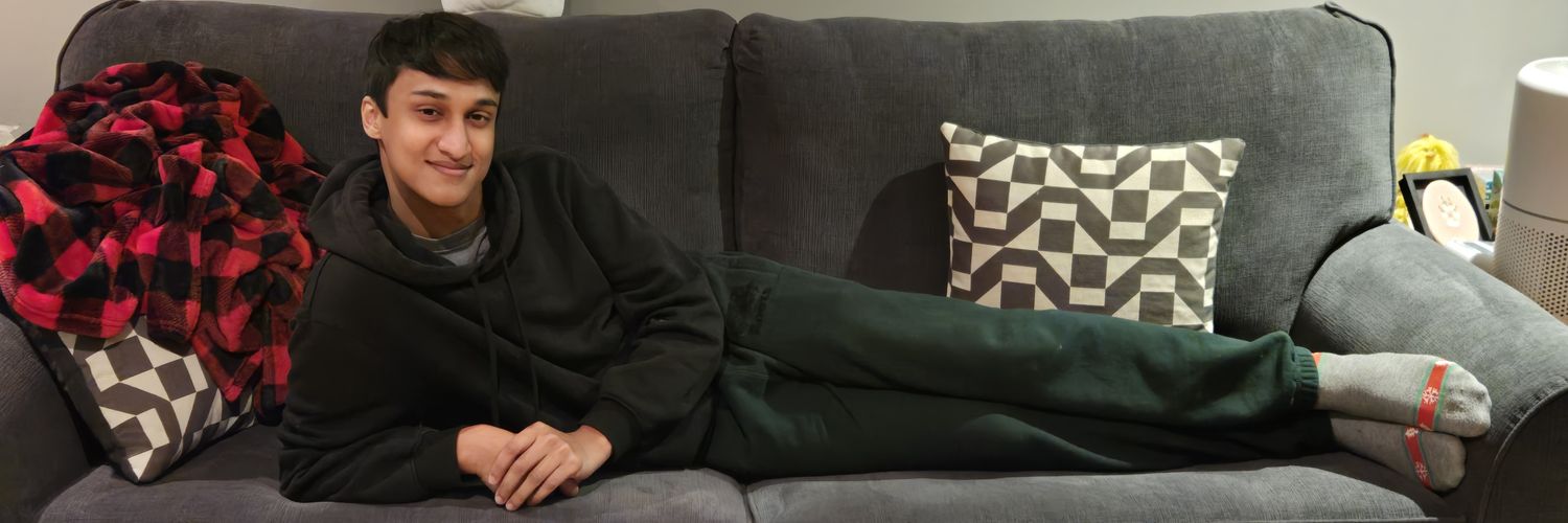 petitechouchouu's profile banner image