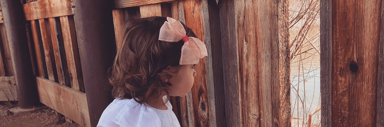 gavi_ella's profile banner image