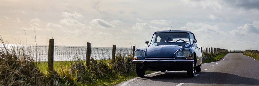 ClassicCars.com banner