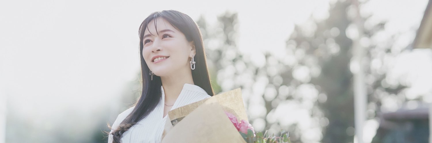 4meee_com's profile banner image