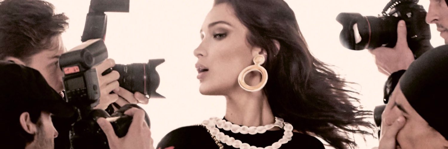hadidjenner's profile banner image