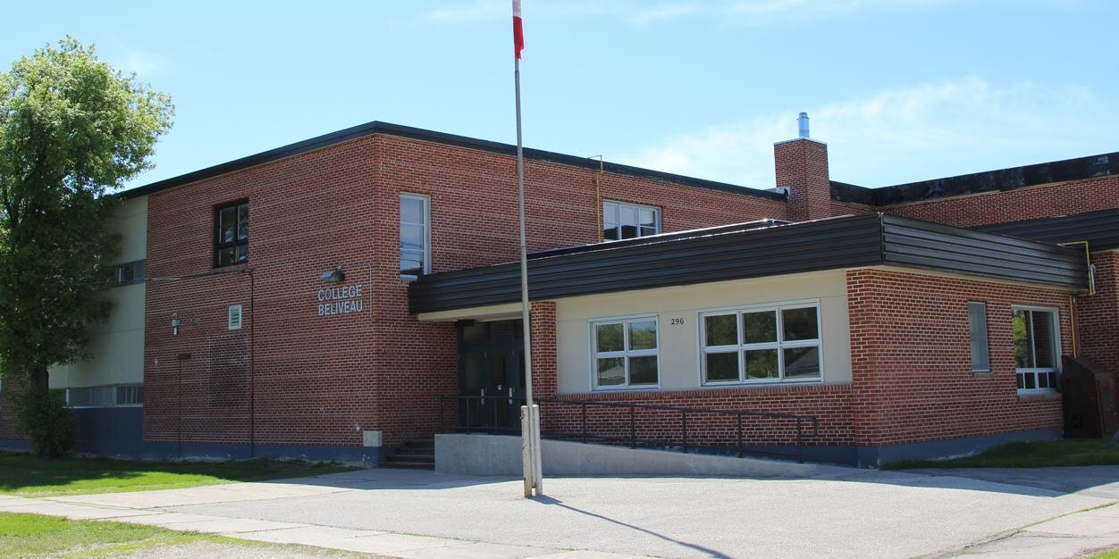 Collège Béliveau banner