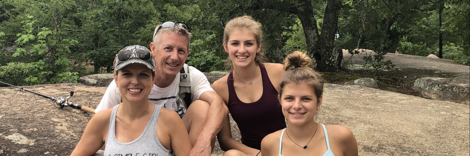 LynnDoerr's profile banner image